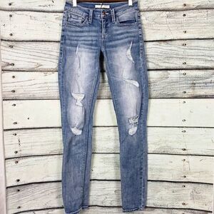 Daytrip Lynx Skinny Jeans Distressed Light Wash 24R